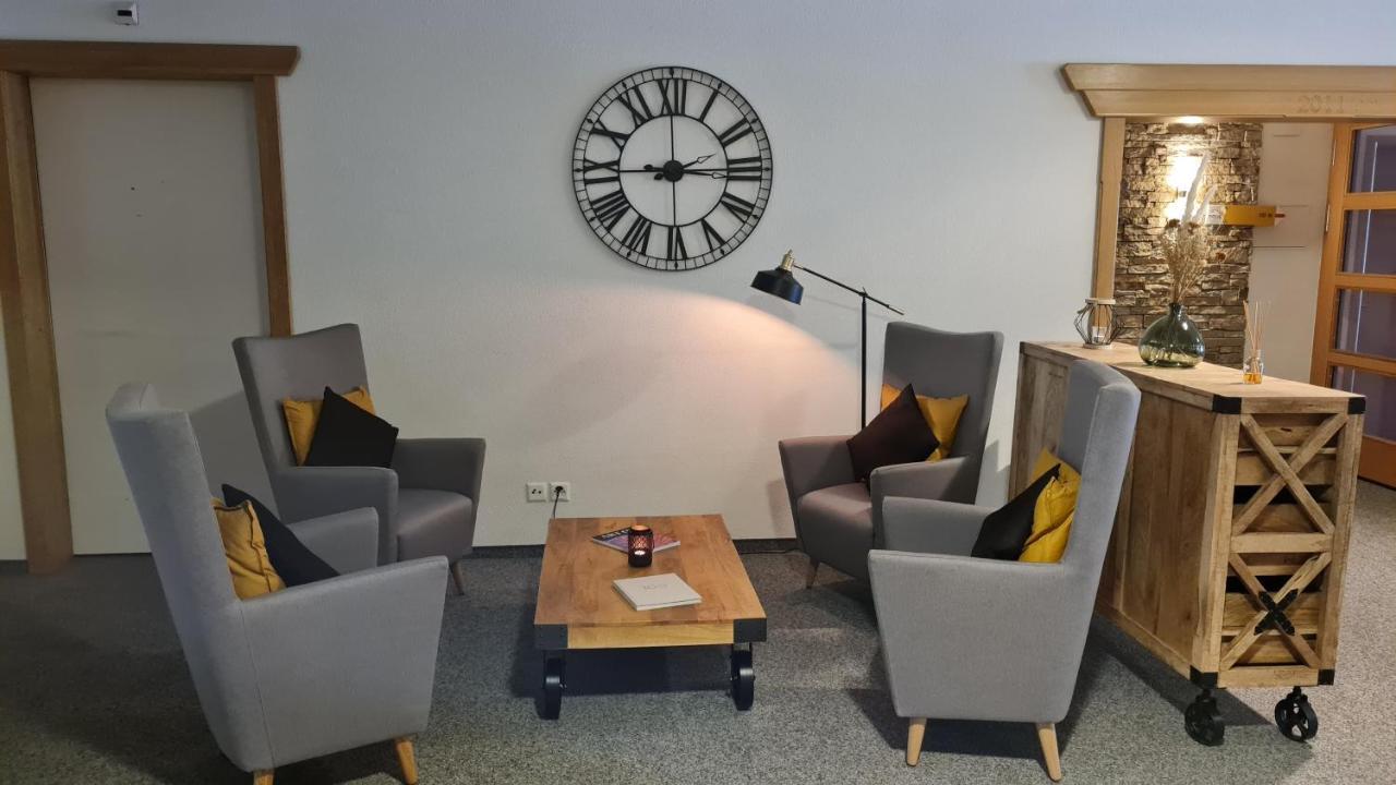 Berghotel Truebsee - Accessible Only By Cable Car Engelberg Bagian luar foto
