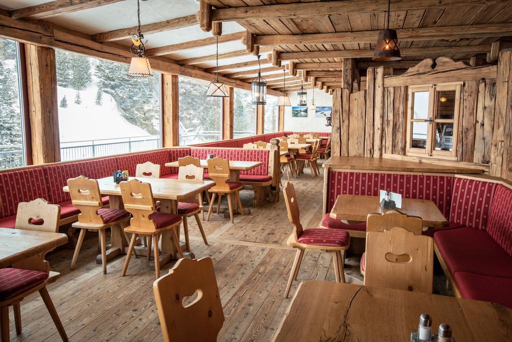Berghotel Truebsee - Accessible Only By Cable Car Engelberg Bagian luar foto