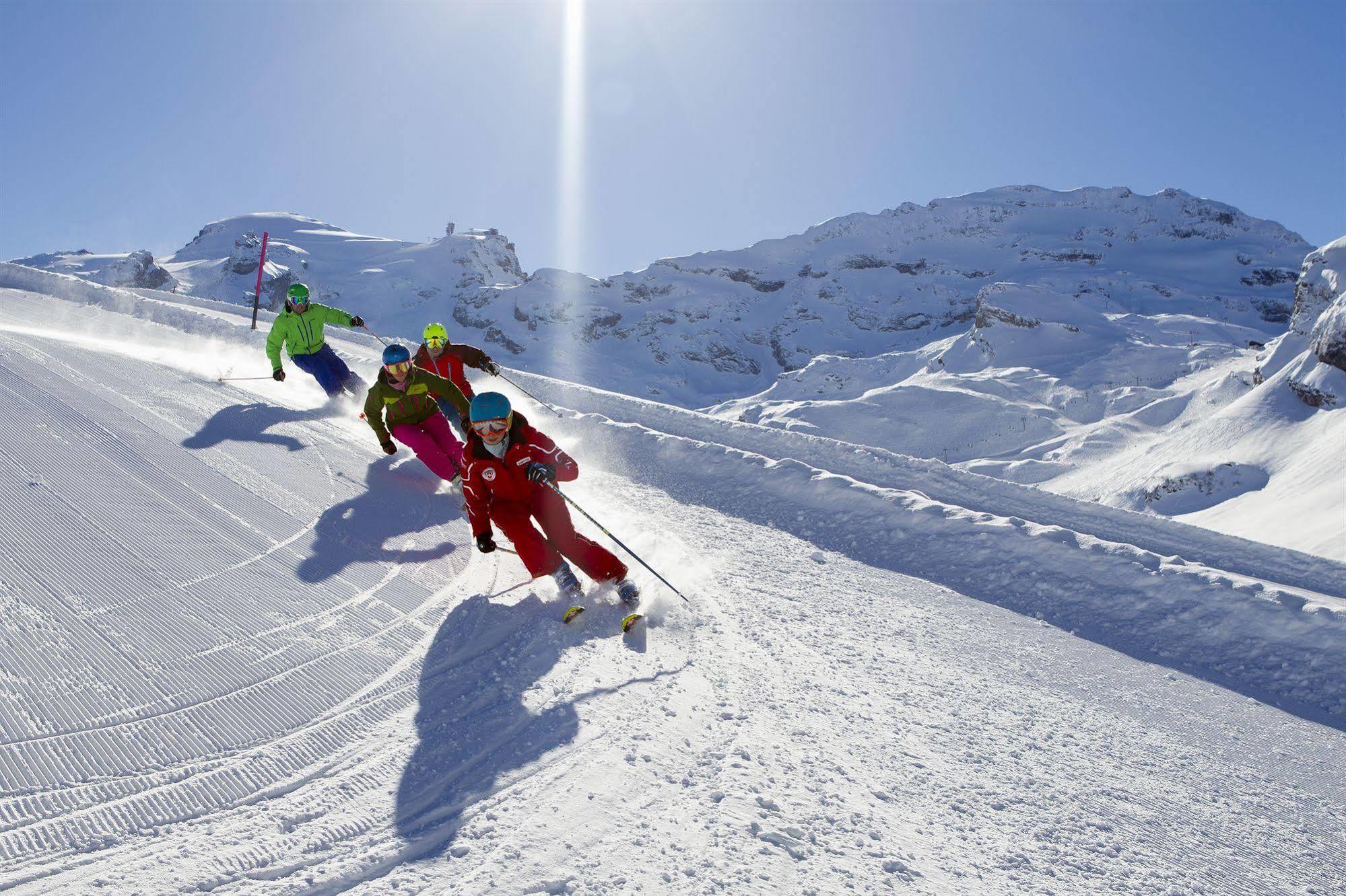 Berghotel Truebsee - Accessible Only By Cable Car Engelberg Bagian luar foto