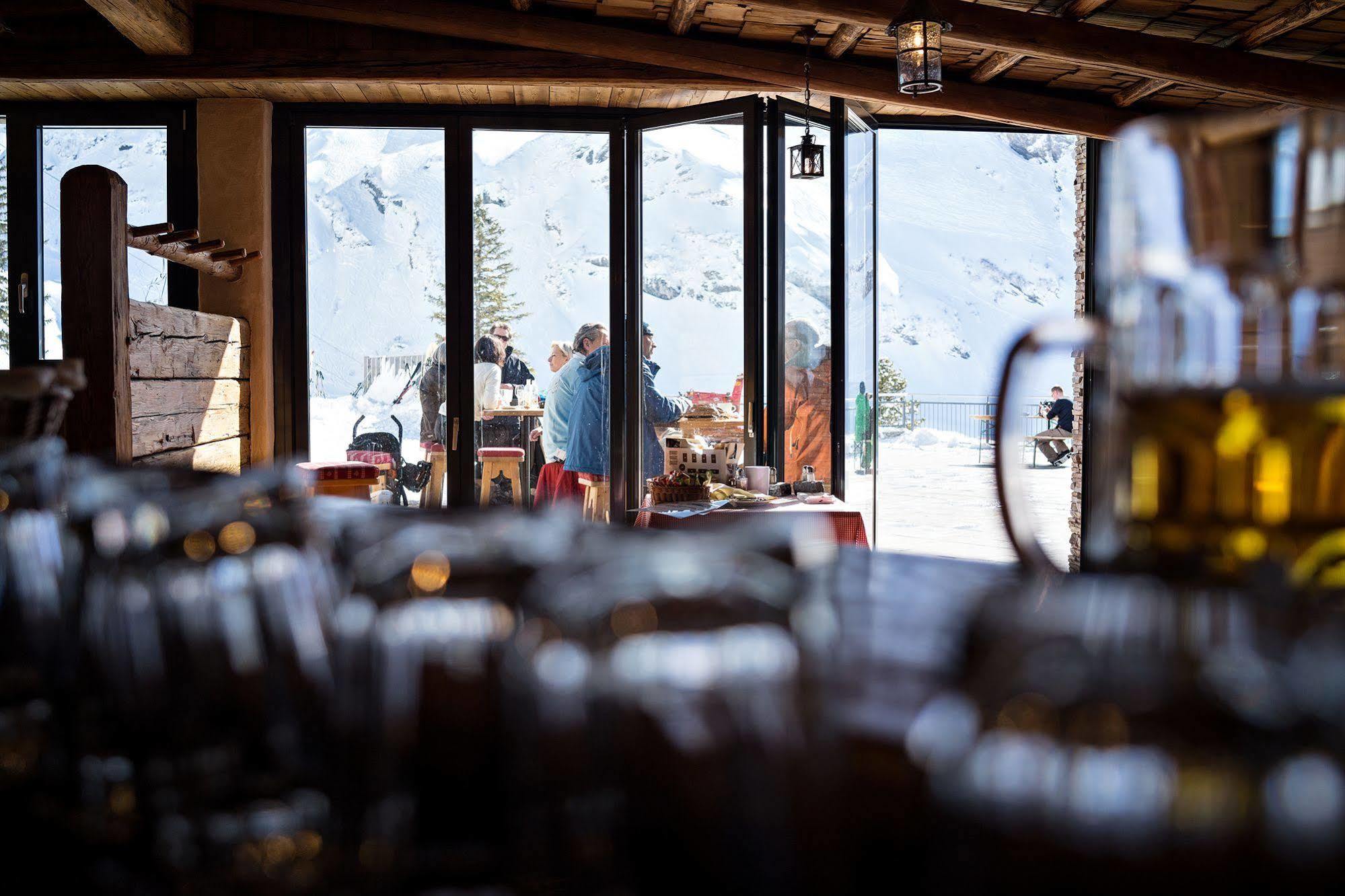 Berghotel Truebsee - Accessible Only By Cable Car Engelberg Bagian luar foto