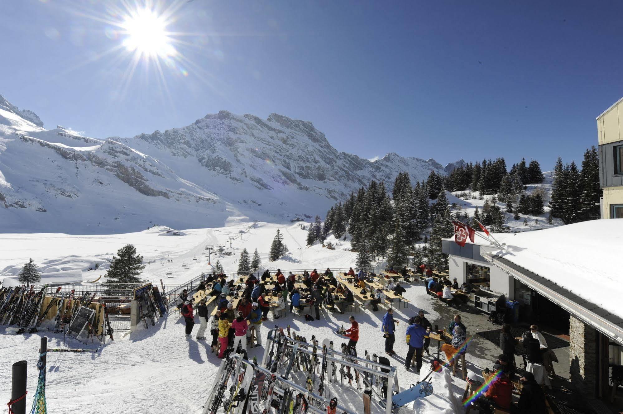 Berghotel Truebsee - Accessible Only By Cable Car Engelberg Bagian luar foto
